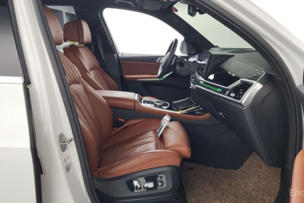 2024 BMW X7 с пробегом 42 052 км