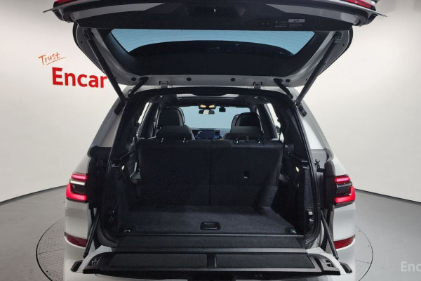 2024 BMW X7 с пробегом 13 004 км