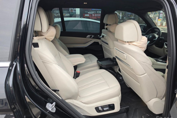 2024 BMW X7 с пробегом 27 000 км