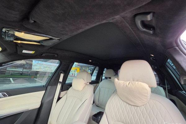 2024 BMW X7 с пробегом 27 000 км