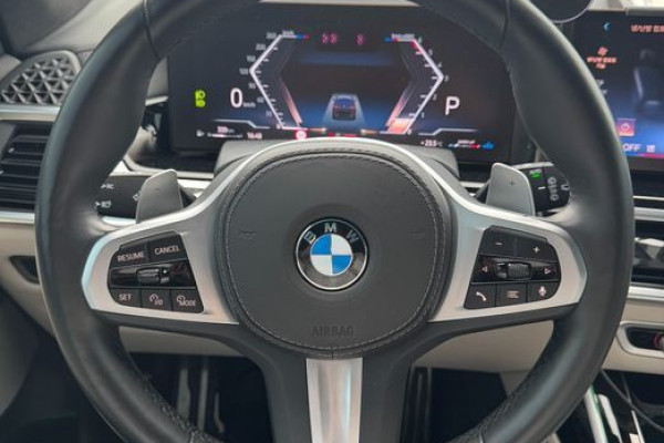 2024 BMW X7 с пробегом 27 000 км