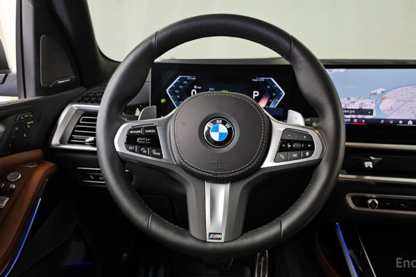 2024 BMW X7 с пробегом 15 952 км