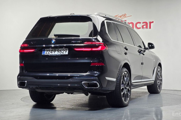 2025 BMW X7 с пробегом 31 954 км