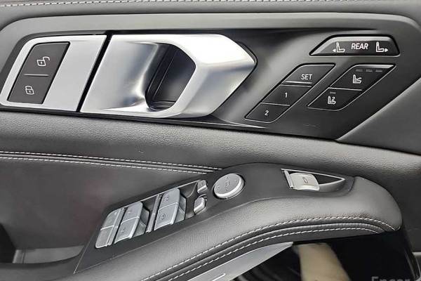 2024 BMW X7 с пробегом 59 700 км