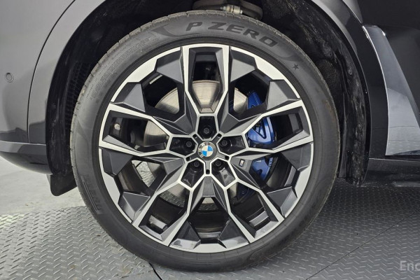 2025 BMW X7 с пробегом 31 954 км