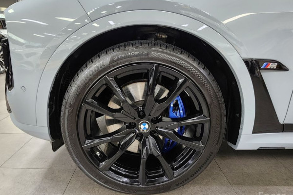 2024 BMW X7 с пробегом 72 970 км