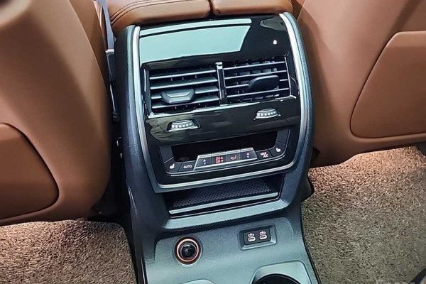 2024 BMW X7 с пробегом 22 599 км