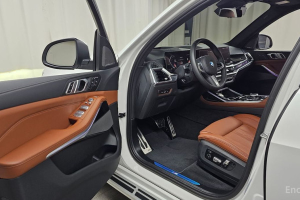 2024 BMW X7 с пробегом 3 902 км