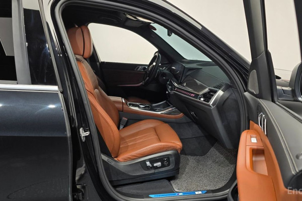 2025 BMW X7 с пробегом 31 954 км