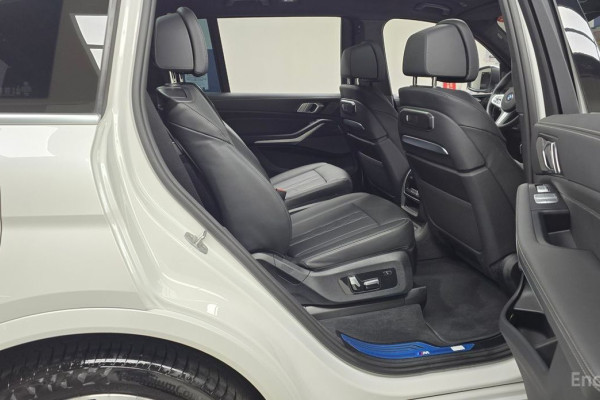 2025 BMW X7 с пробегом 20 790 км