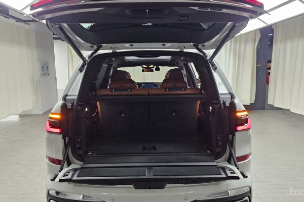 2024 BMW X7 с пробегом 3 902 км
