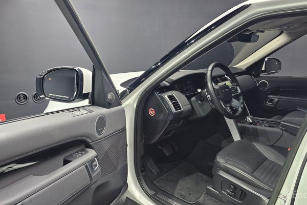 2022 Land Rover Discovery с пробегом 70 256 км