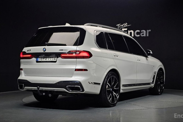 2022 BMW X7 с пробегом 106 094 км