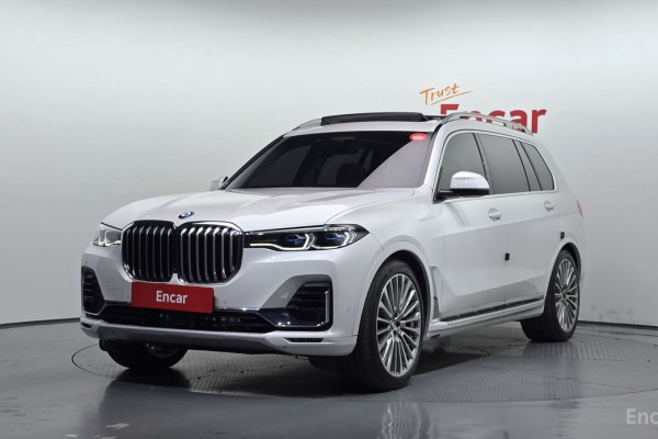 2022 BMW X7 с пробегом 55 166 км