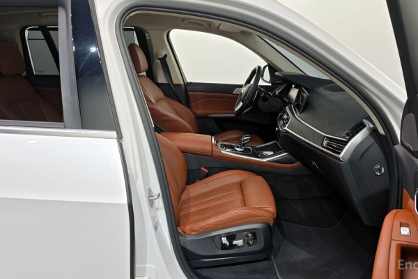 2022 BMW X7 с пробегом 55 166 км