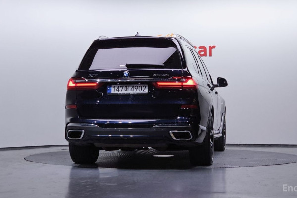 2022 BMW X7 с пробегом 70 218 км