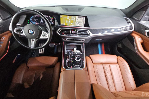 2022 BMW X7 с пробегом 70 218 км