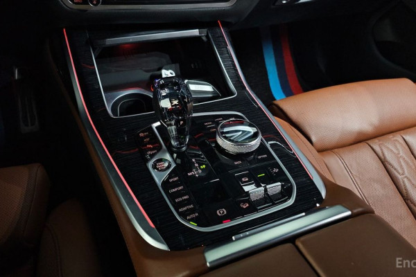 2022 BMW X7 с пробегом 70 218 км