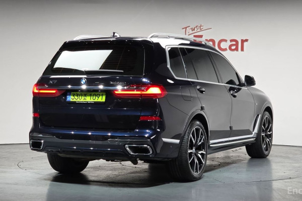 2022 BMW X7 с пробегом 31 333 км