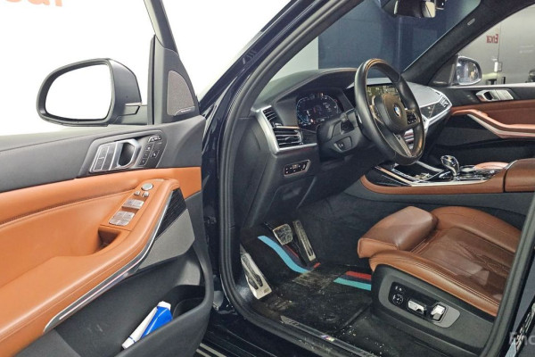 2022 BMW X7 с пробегом 70 218 км