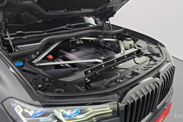 2022 BMW X7 с пробегом 55 519 км