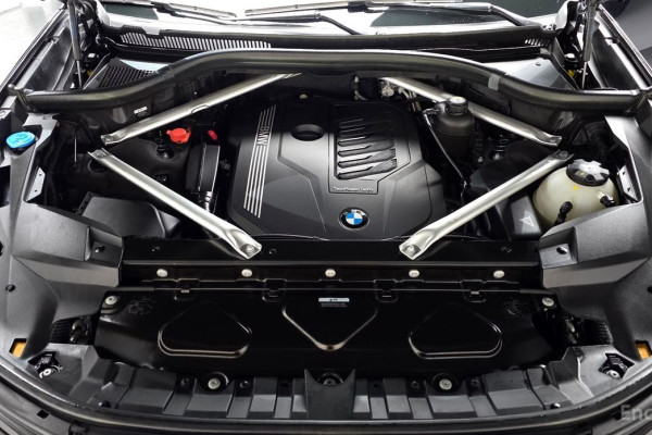 2022 BMW X7 с пробегом 31 333 км