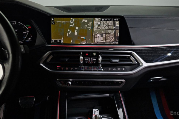 2022 BMW X7 с пробегом 70 218 км