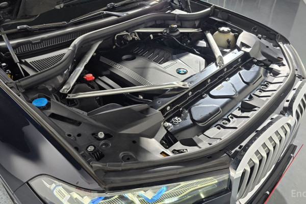 2022 BMW X7 с пробегом 134 098 км