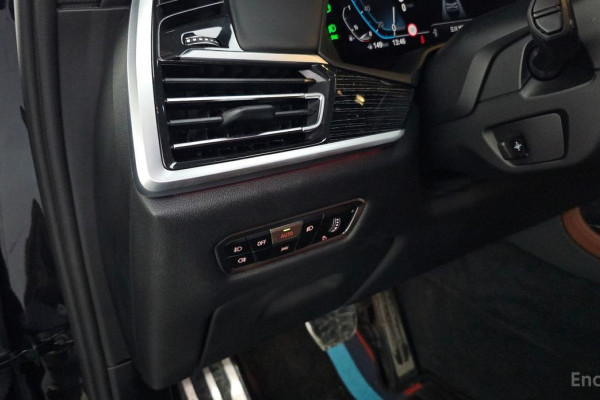 2022 BMW X7 с пробегом 70 218 км