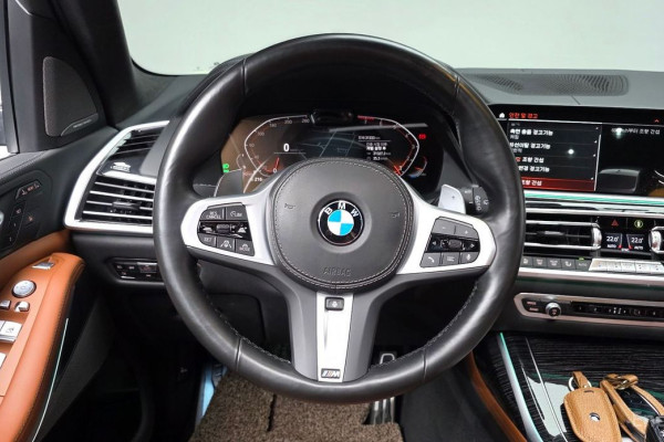 2022 BMW X7 с пробегом 31 333 км