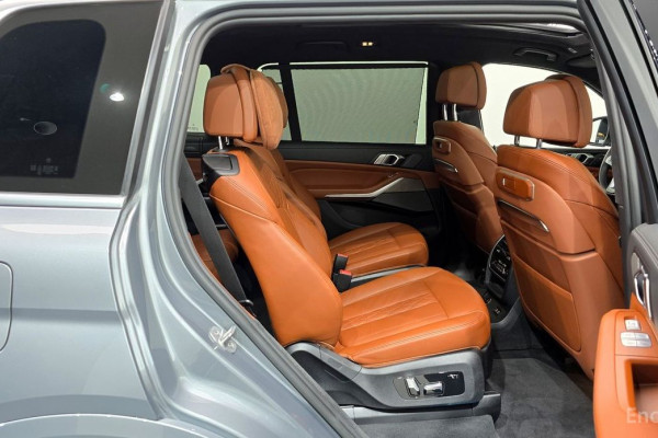 2022 BMW X7 с пробегом 12 240 км