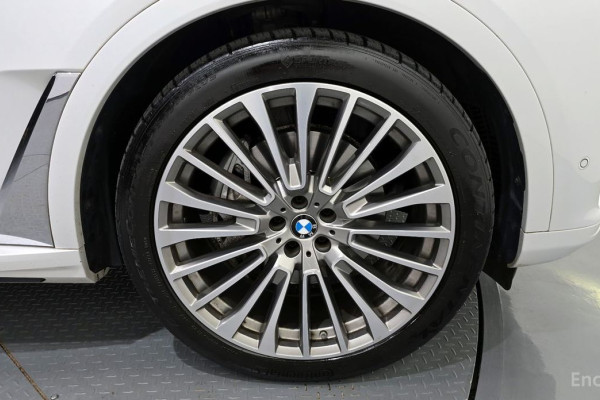 2022 BMW X7 с пробегом 88 797 км