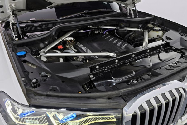 2022 BMW X7 с пробегом 88 797 км