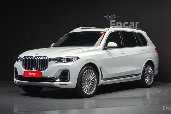 2022 BMW X7 с пробегом 15 872 км