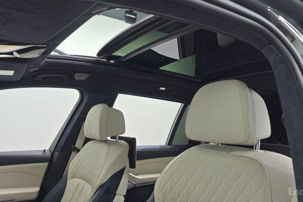2022 BMW X7 с пробегом 55 519 км