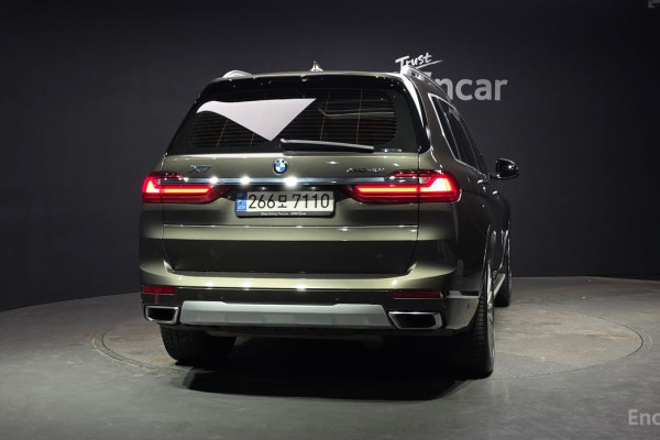 2022 BMW X7 с пробегом 119 221 км