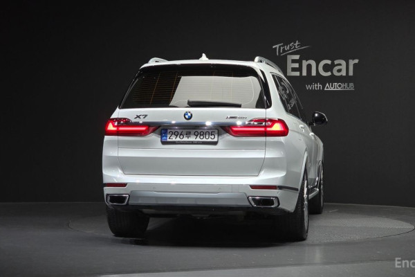 2022 BMW X7 с пробегом 15 872 км