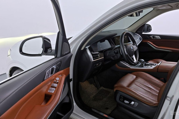 2022 BMW X7 с пробегом 88 797 км