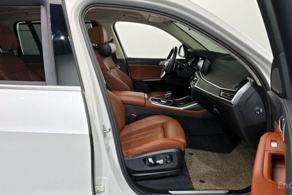 2022 BMW X7 с пробегом 88 797 км