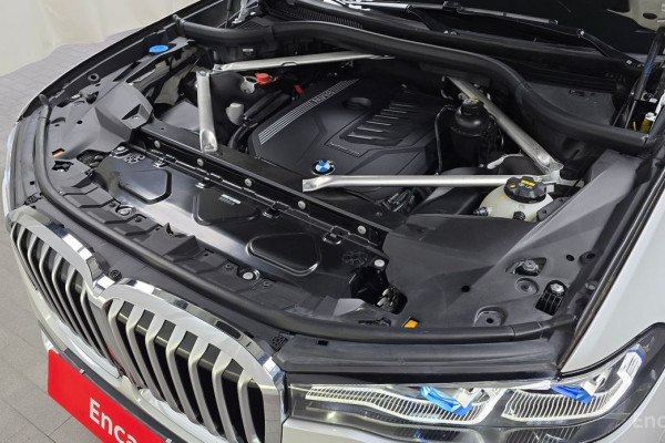 2022 BMW X7 с пробегом 15 872 км