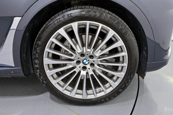 2022 BMW X7 с пробегом 36 982 км