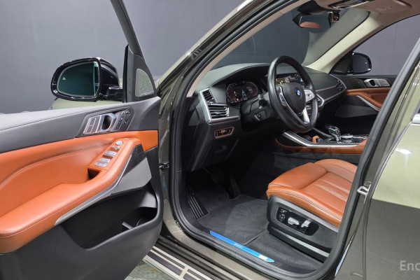 2022 BMW X7 с пробегом 119 221 км
