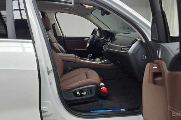 2022 BMW X7 с пробегом 15 872 км