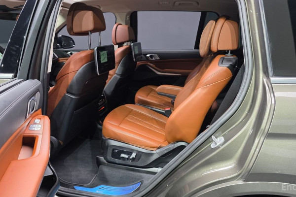 2022 BMW X7 с пробегом 119 221 км