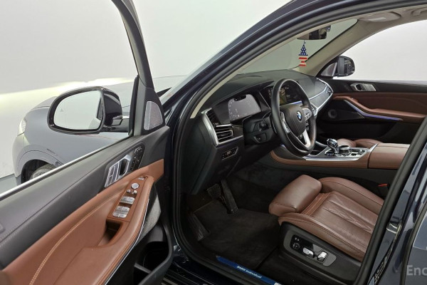2022 BMW X7 с пробегом 36 982 км