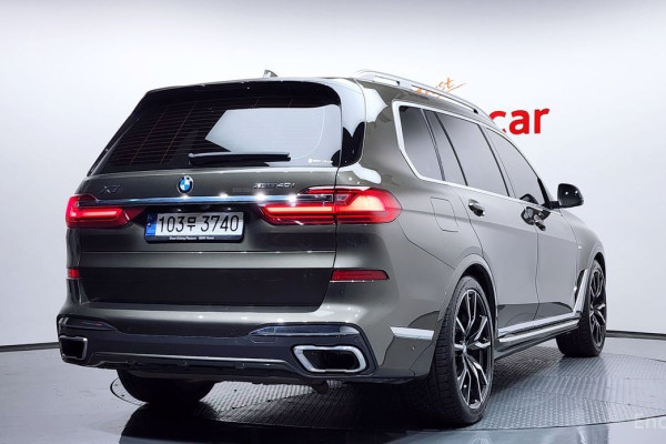 2022 BMW X7 с пробегом 62 088 км