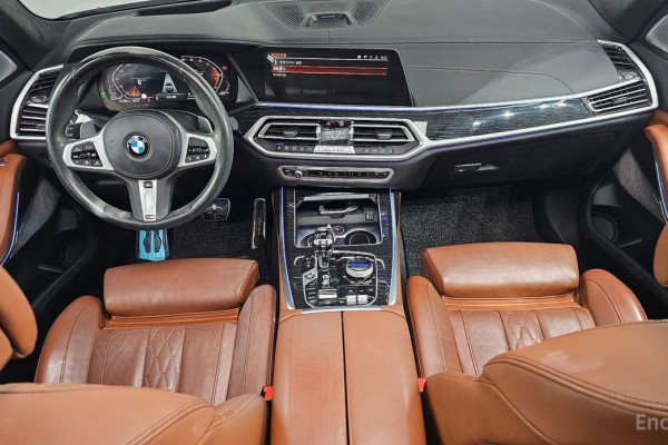 2022 BMW X7 с пробегом 46 183 км