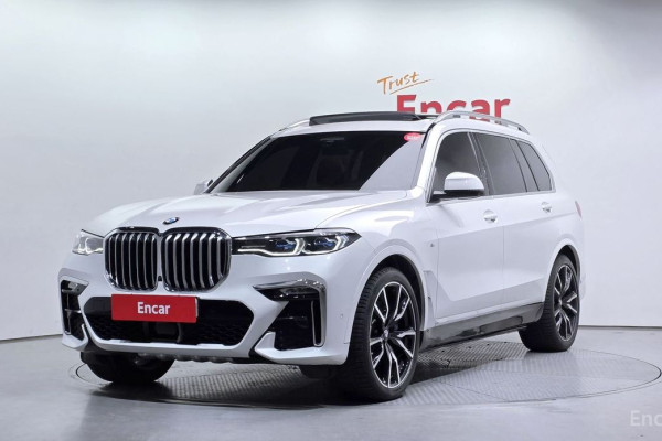 2022 BMW X7 с пробегом 45 061 км
