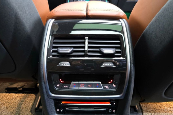 2022 BMW X7 с пробегом 88 797 км