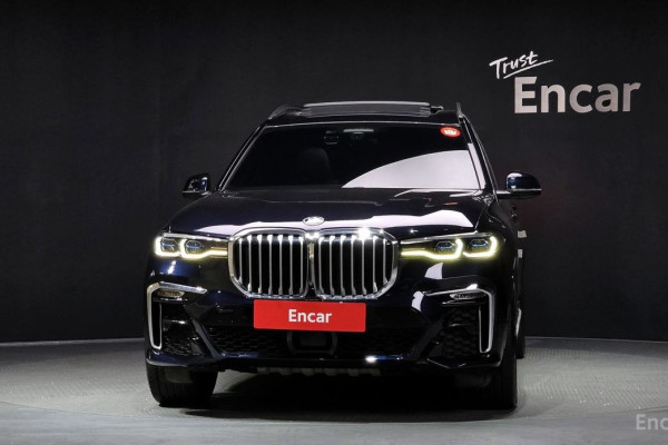2022 BMW X7 с пробегом 89 980 км